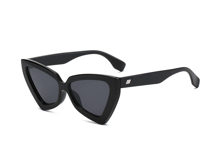 Retro Trend Large Frame Triangle Cat-eye Sunglasses